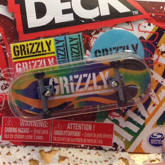Tech Deck Grizzly  Steeze Spin Master Series Fingerboard  Toy, Collectible - Picture 2 of 4